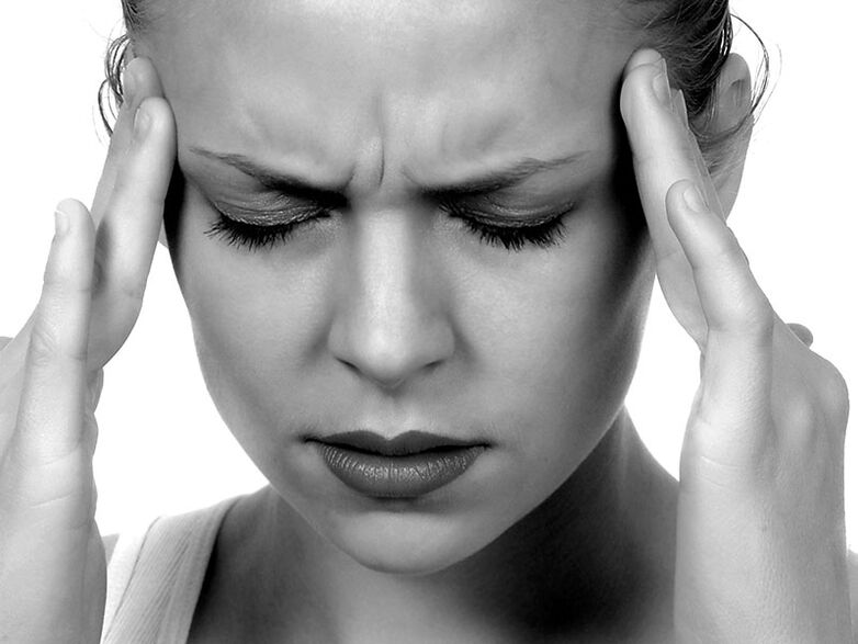 Головная боль – один из симптомов шейного остеохондроза